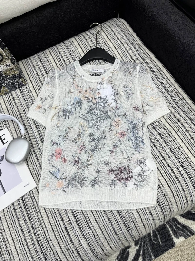 Christian Dior T-Shirts Youthful 114219