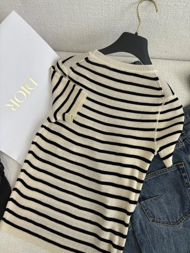 Christian Dior T-Shirts Stylish 114210