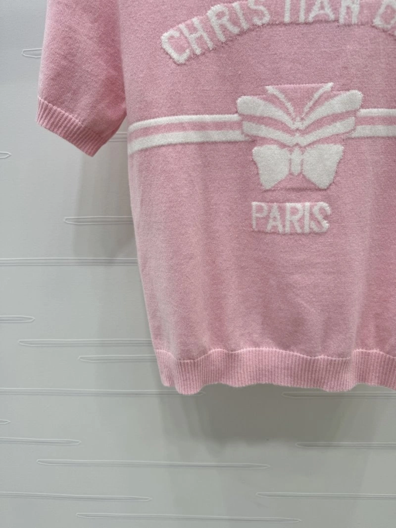 Sleek Christian Dior T-Shirts 114211