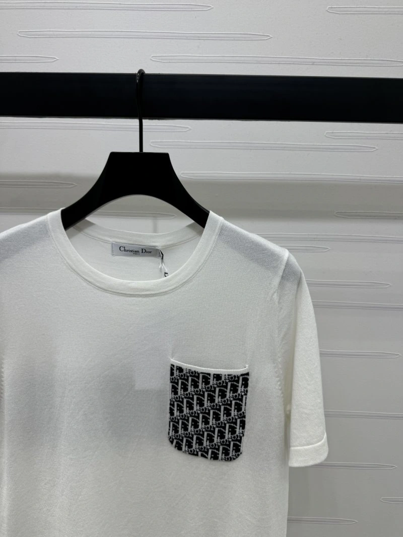 Sustainable Christian Dior T-Shirts 114165