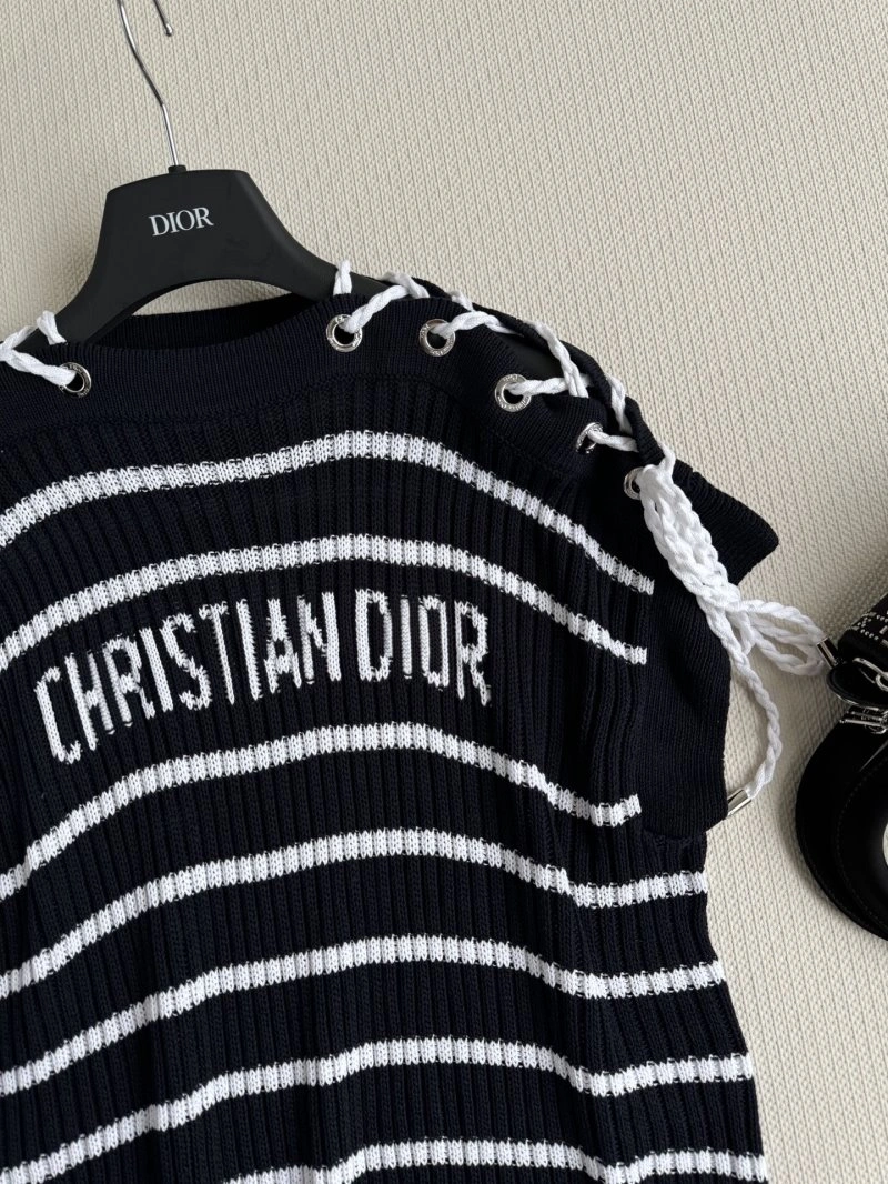 Christian Dior T-Shirts Fashionable 114160