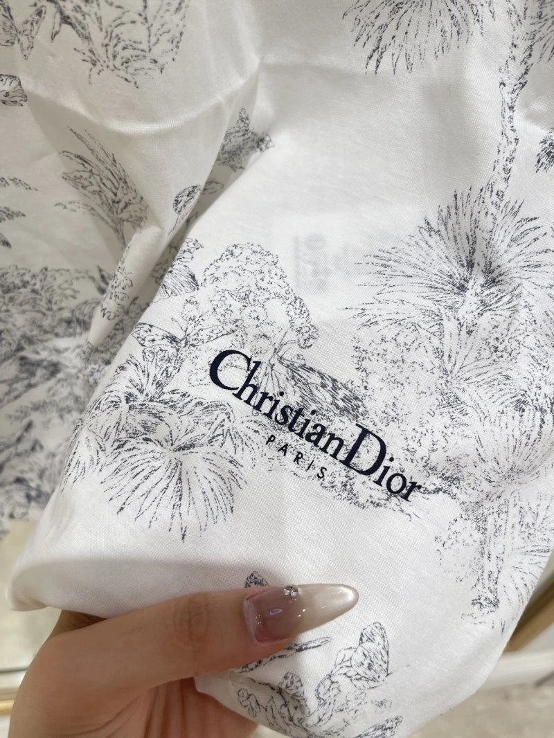 EyeCatching Christian Dior T-Shirts 114180