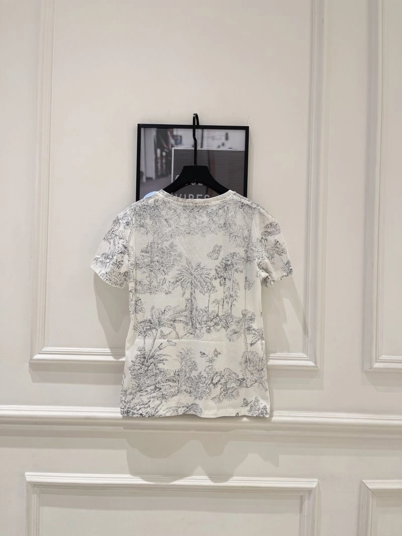 EyeCatching Christian Dior T-Shirts 114180