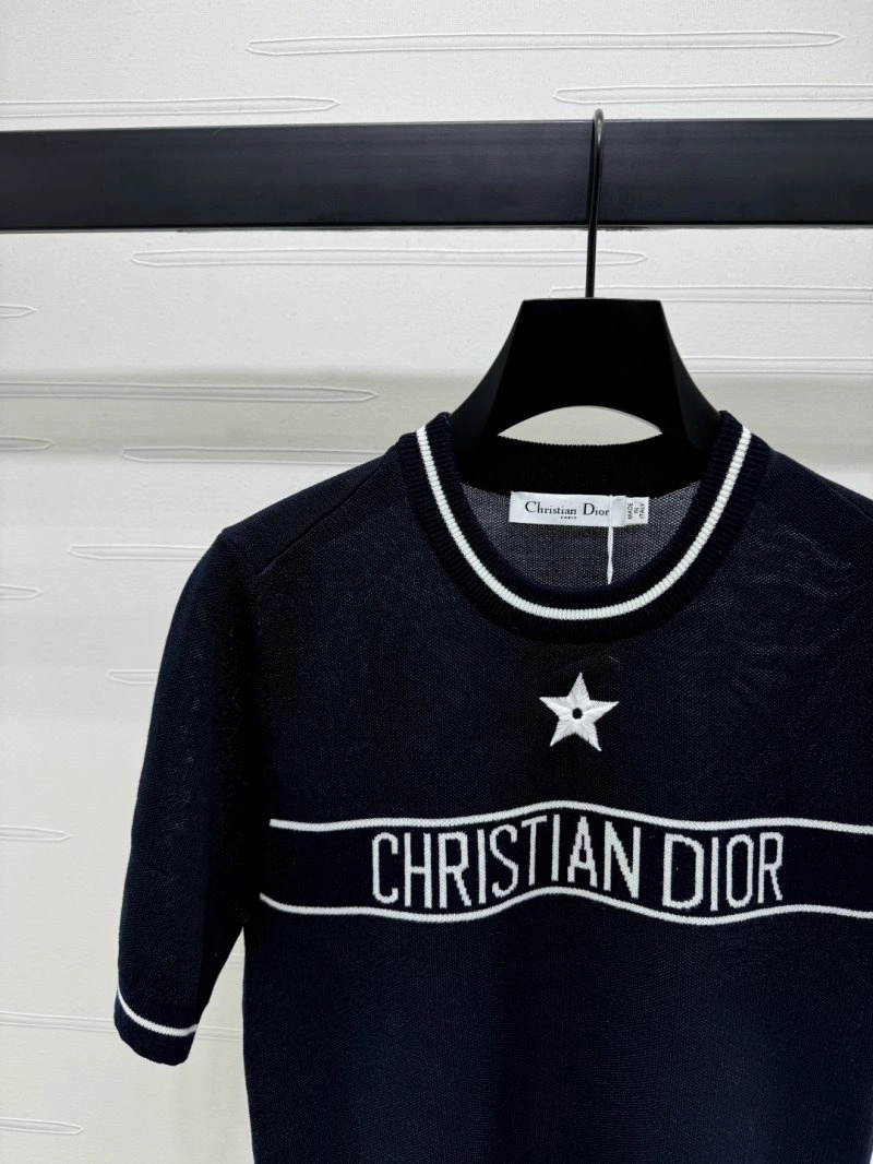 Christian Dior T-Shirts Trendsetting 114164