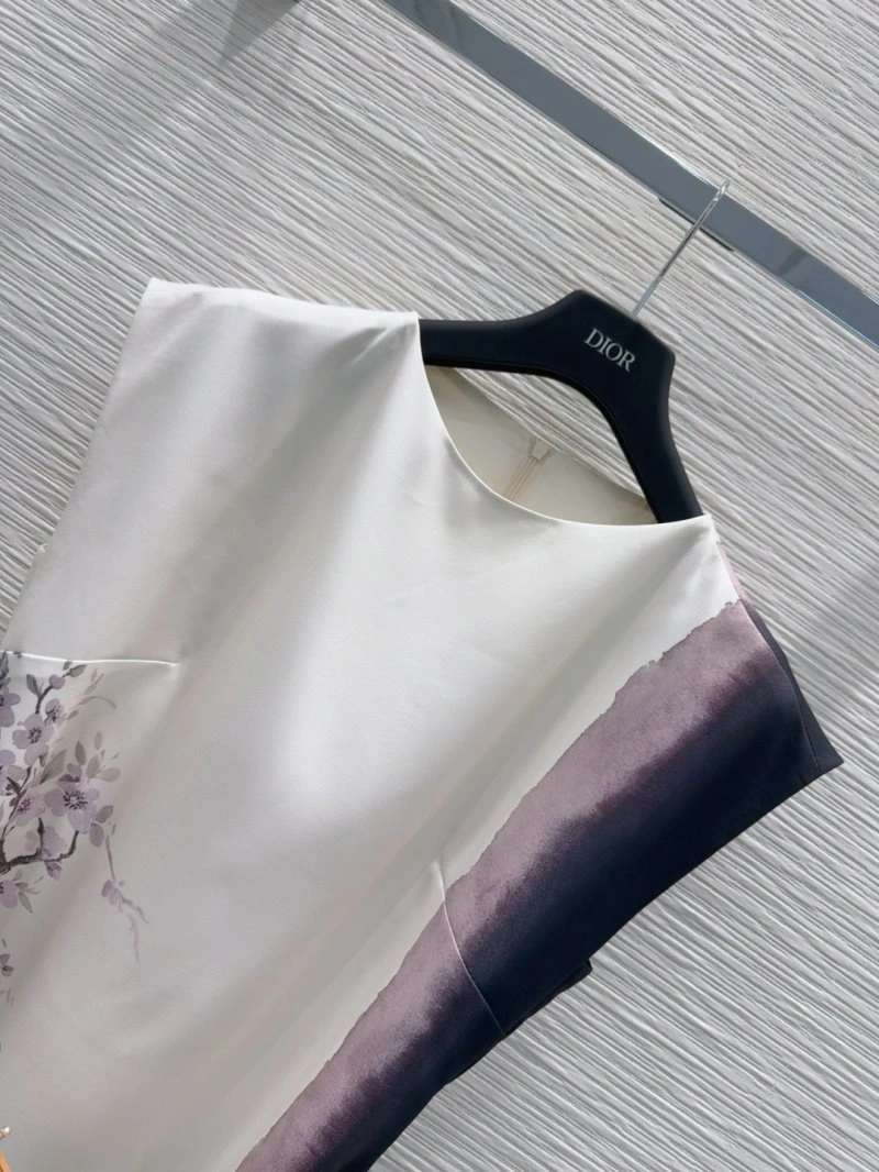 Christian Dior T-Shirts Trendsetting 114189