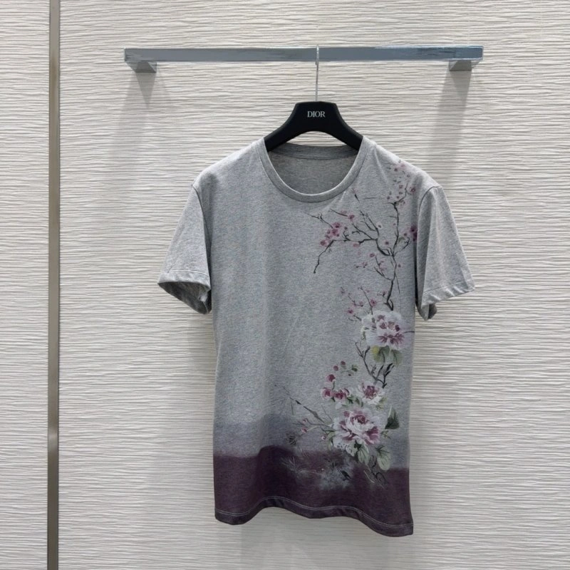Refined Christian Dior T-Shirts 114156