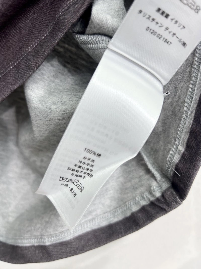 ModernLook Christian Dior T-Shirts 114152