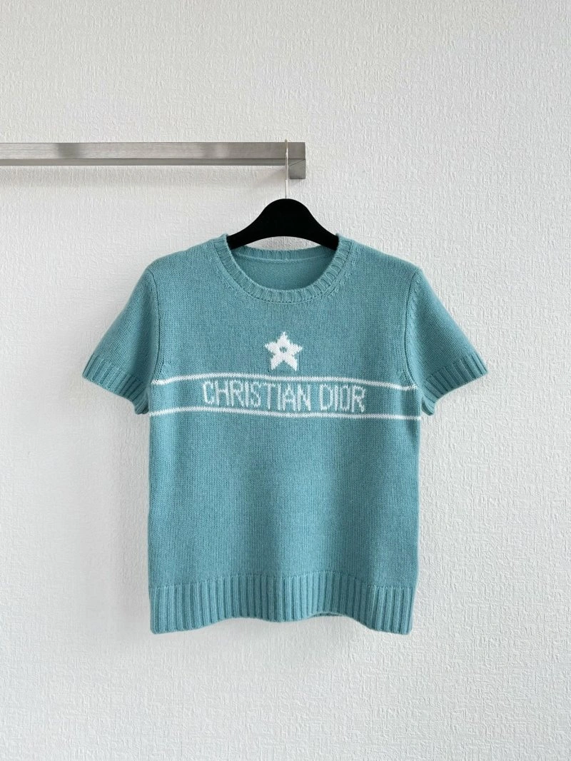 Sleek Christian Dior T-Shirts 114096
