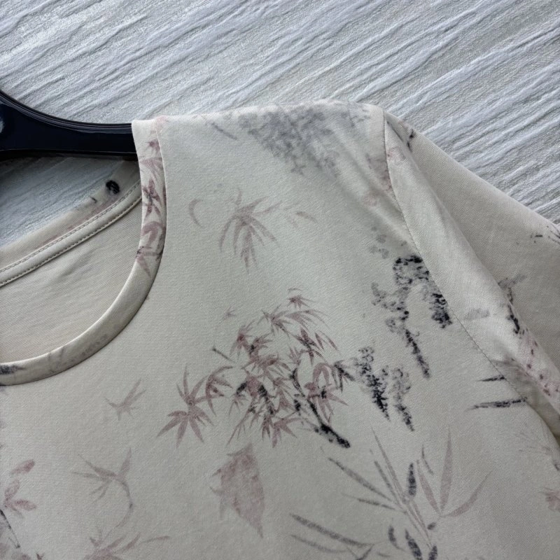 Fashionable Christian Dior T-Shirts 114050