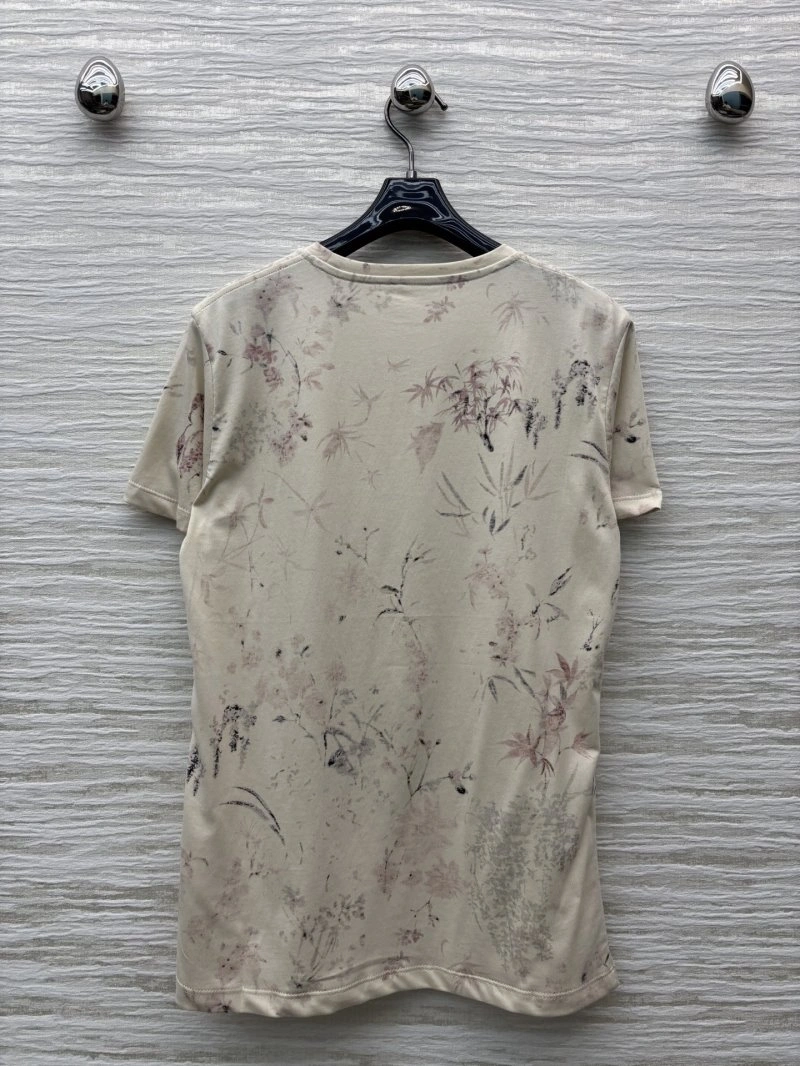 Fashionable Christian Dior T-Shirts 114050