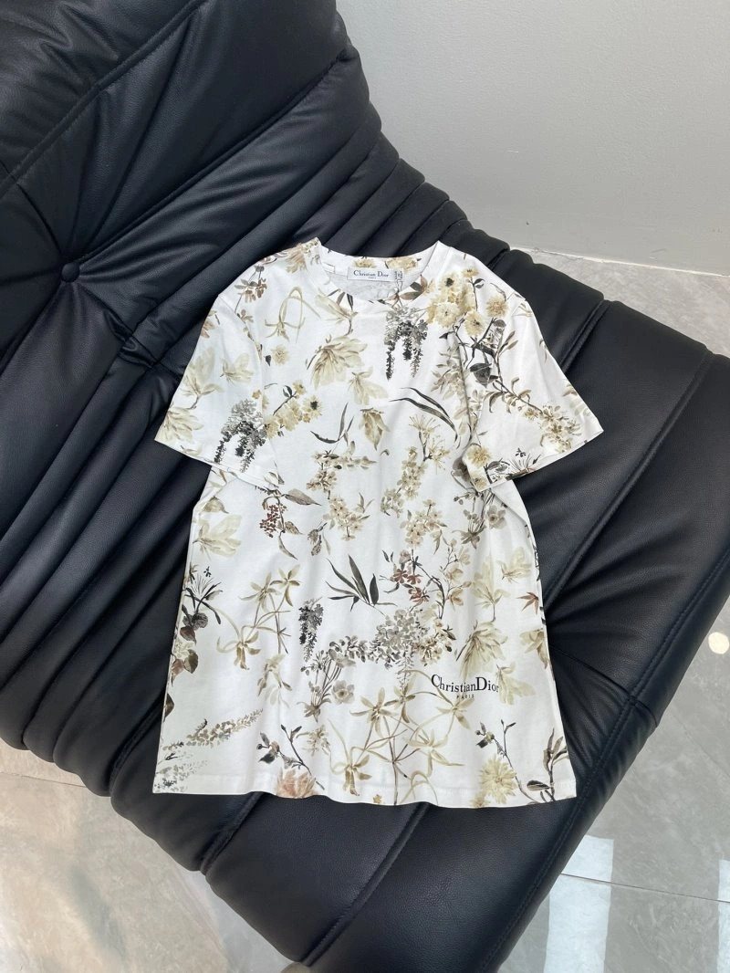 Trendy Christian Dior T-Shirts 111949