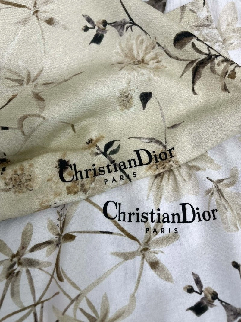 Trendy Christian Dior T-Shirts 111949