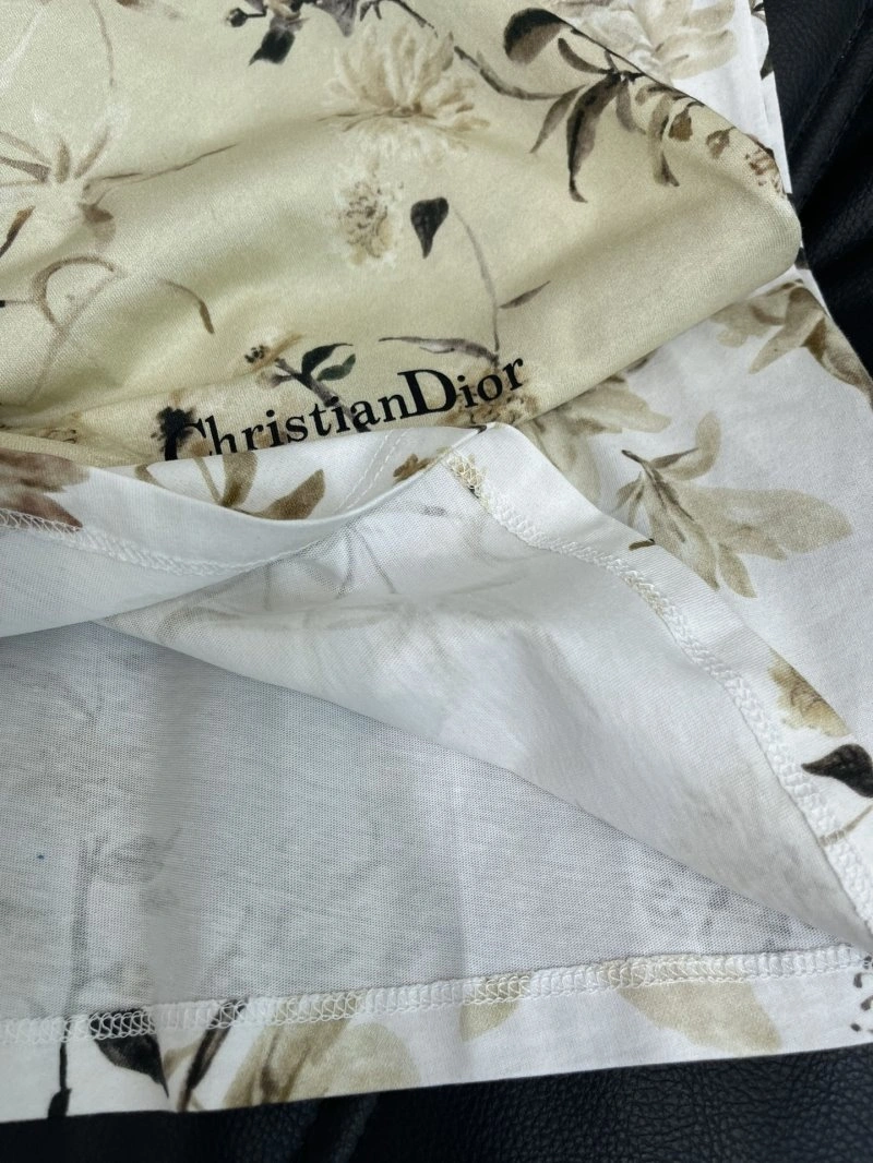 Trendy Christian Dior T-Shirts 111949
