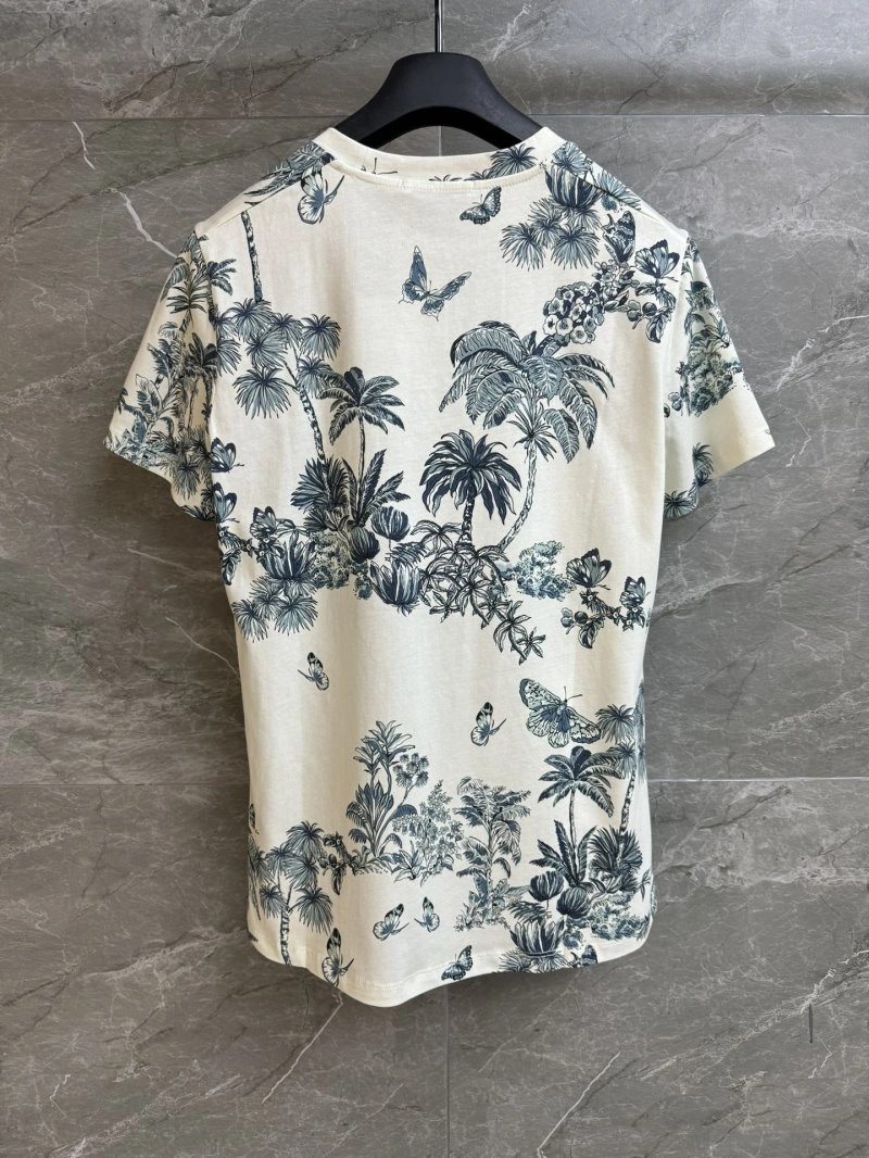 Bold Christian Dior T-Shirts 111931