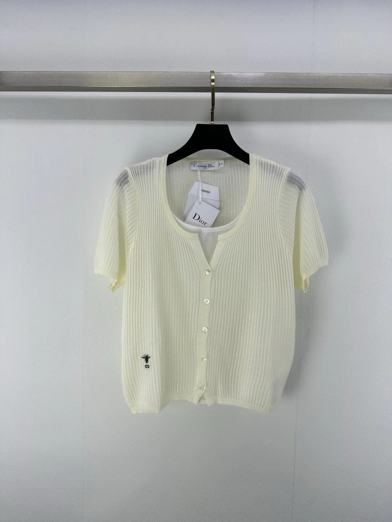 WellDesigned Christian Dior T-Shirts 111892