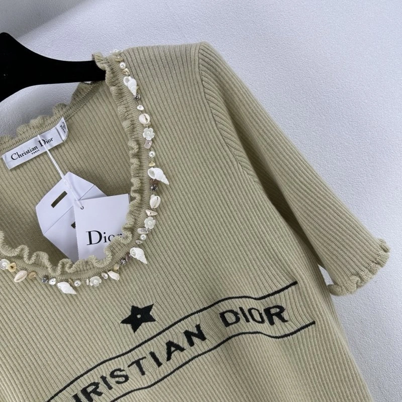 Sleek Christian Dior T-Shirts 111893