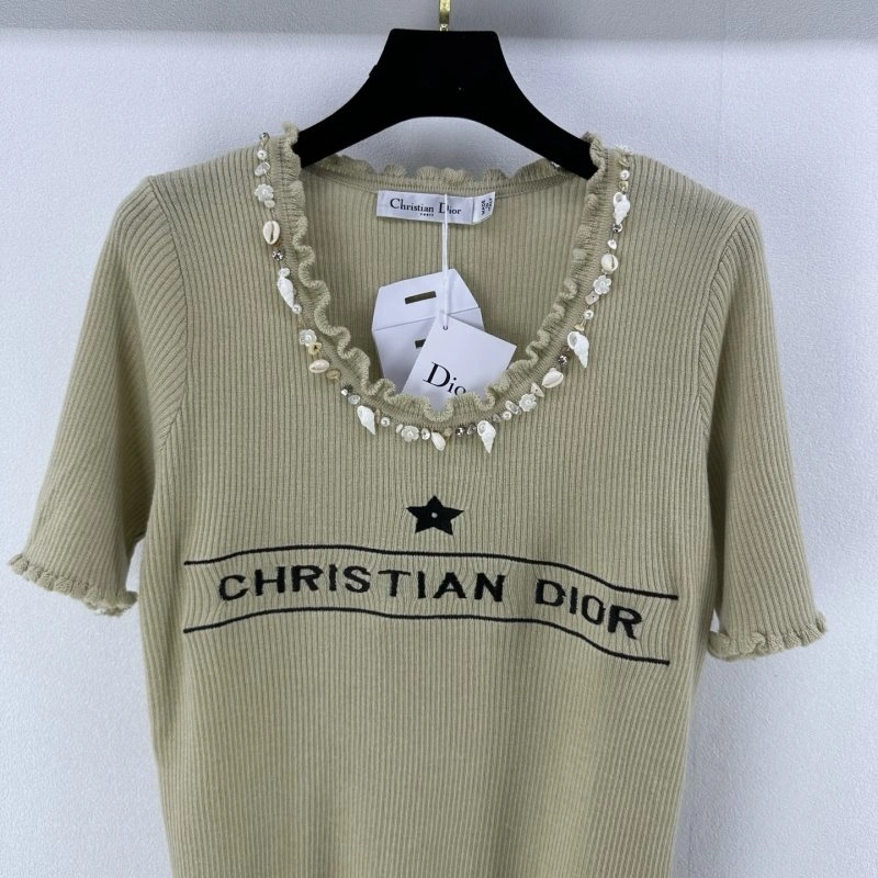 Sleek Christian Dior T-Shirts 111893