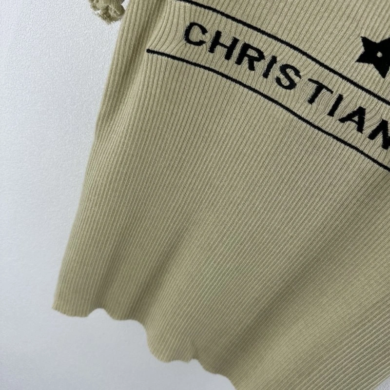 Sleek Christian Dior T-Shirts 111893