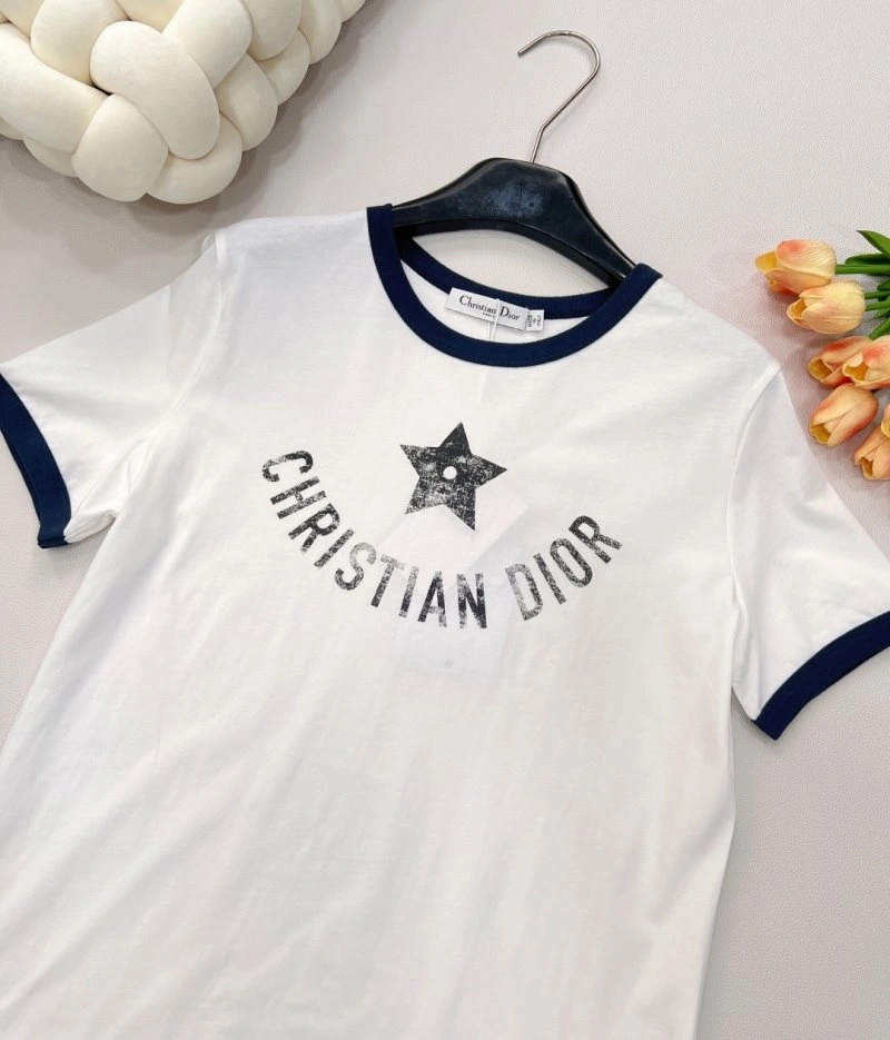 Christian Dior T-Shirts Stylish 111894