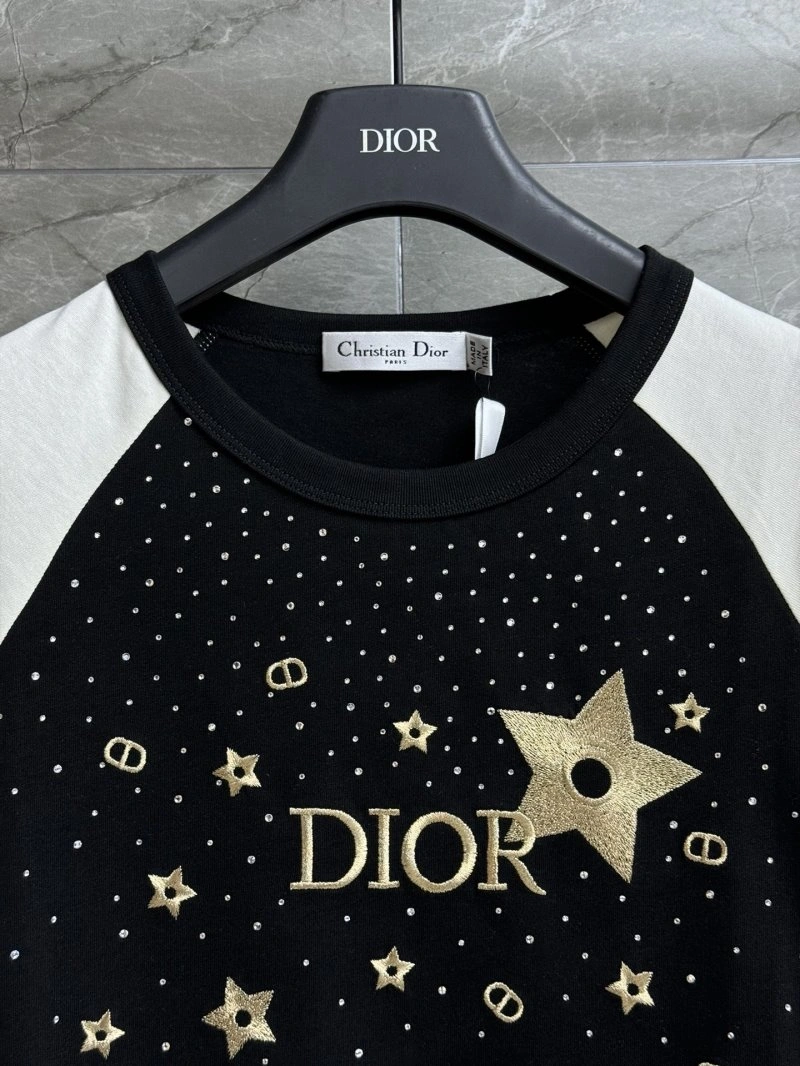 Christian Dior T-Shirts Sophisticated 111898