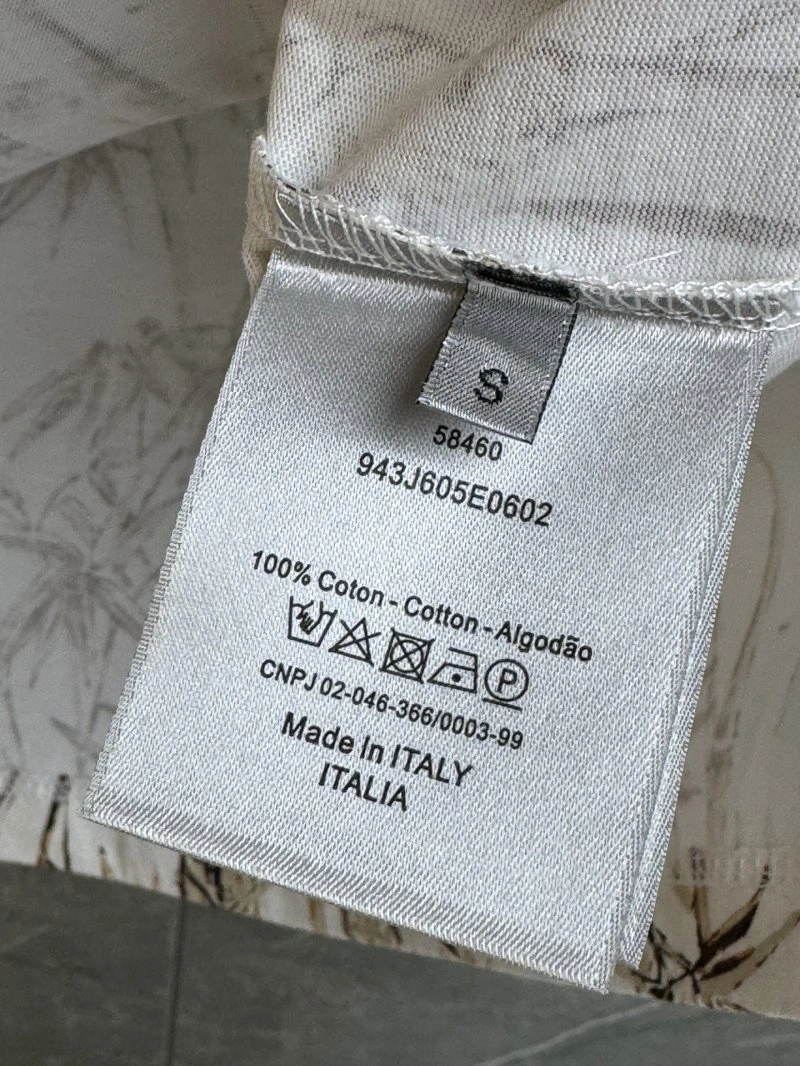 EyeCatching Christian Dior T-Shirts 111856