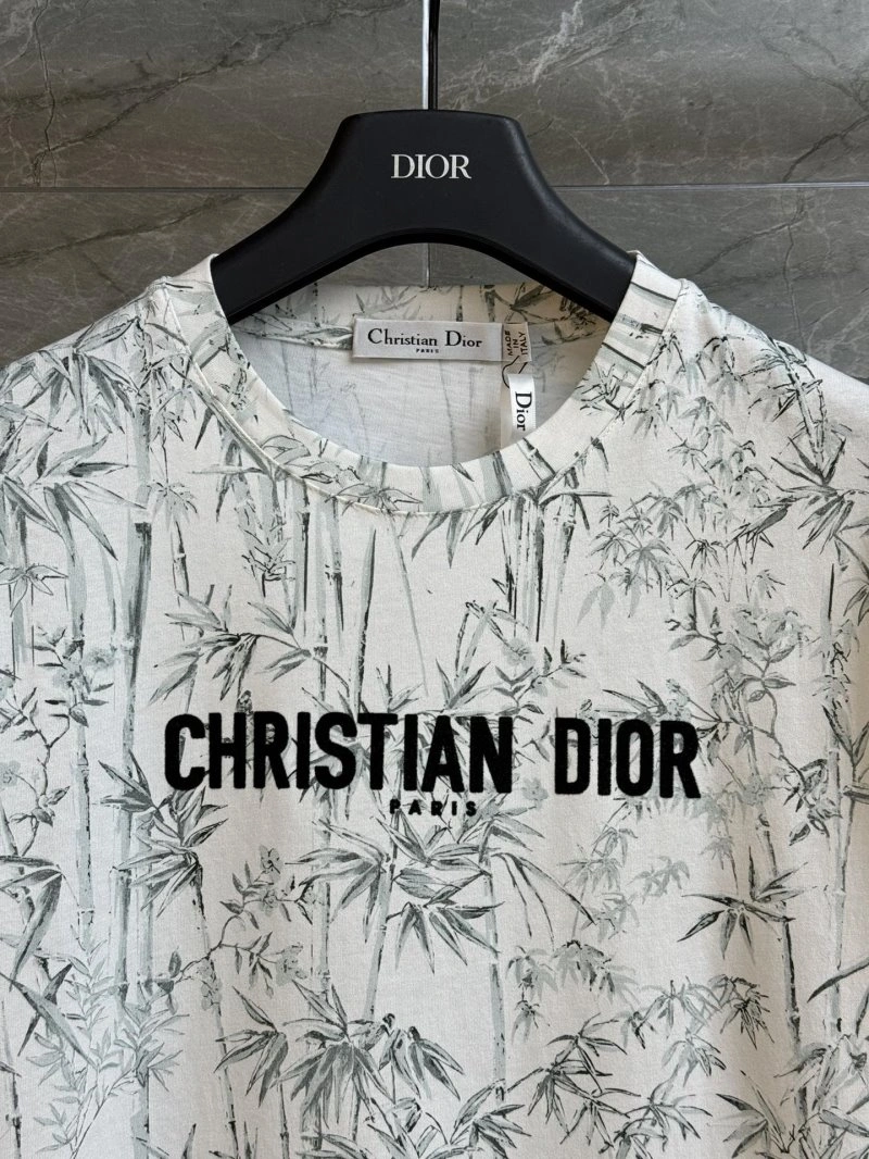 Christian Dior T-Shirts Stylish 111858