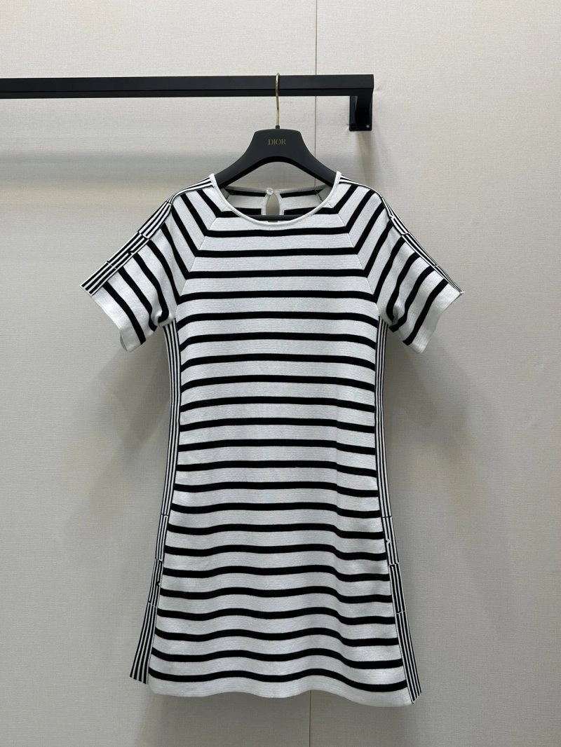 Tailored Christian Dior T-Shirts 111810