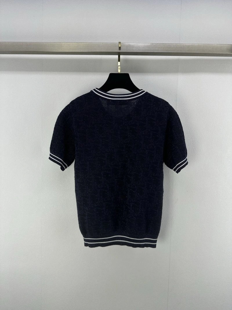 Effortless Christian Dior T-Shirts 111828