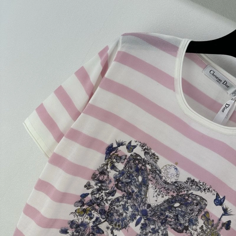 Comfortable Christian Dior T-Shirts 111825