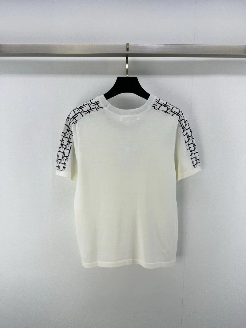 Stylish Christian Dior T-Shirts 111816