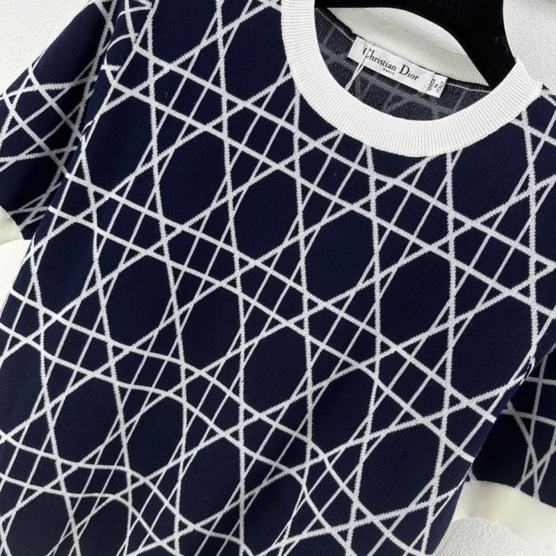 Christian Dior T-Shirts Contemporary 111814