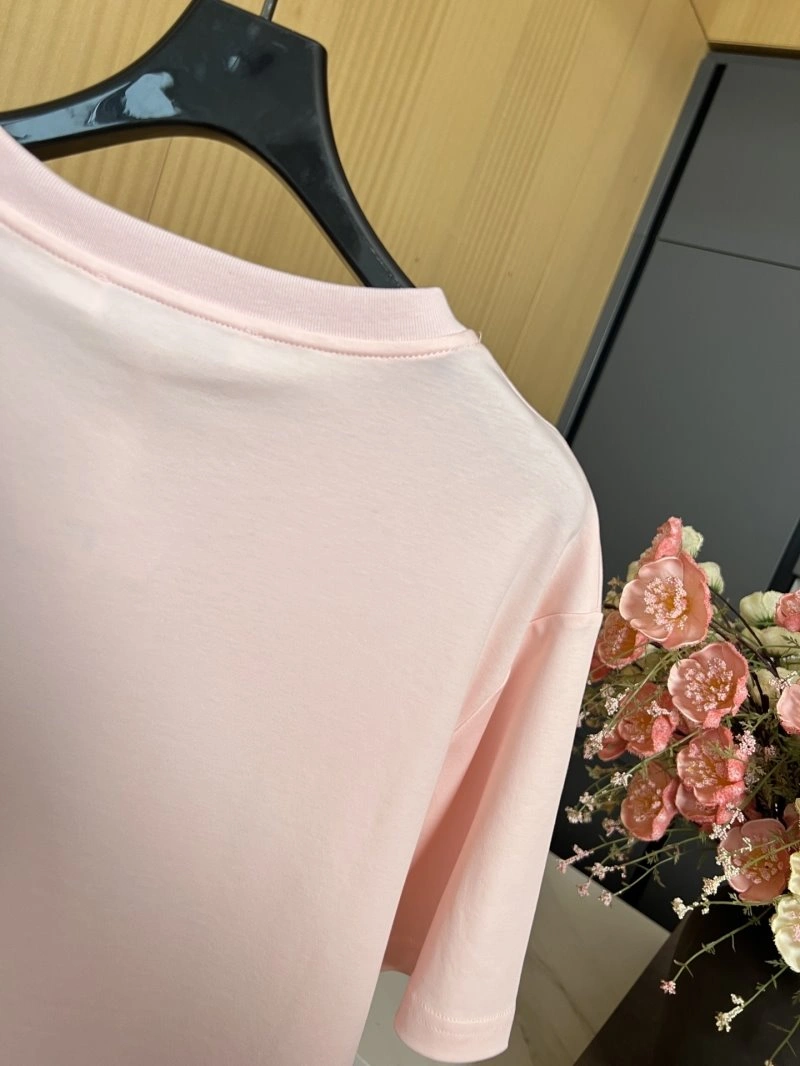 Trendsetting Christian Dior T-Shirts 111789