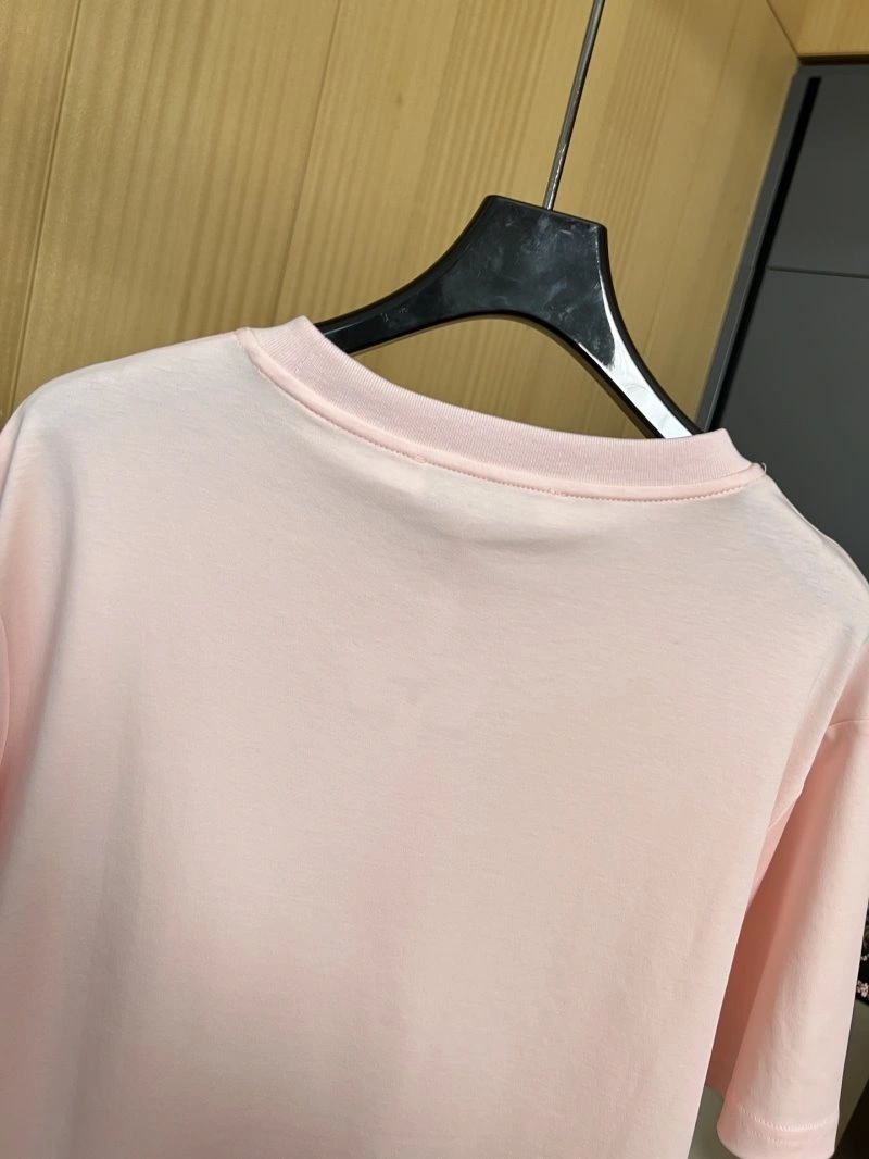 Trendsetting Christian Dior T-Shirts 111789