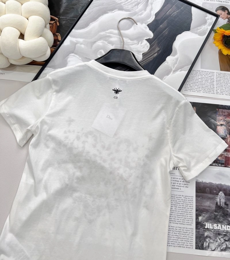Cozy Christian Dior T-Shirts 111759