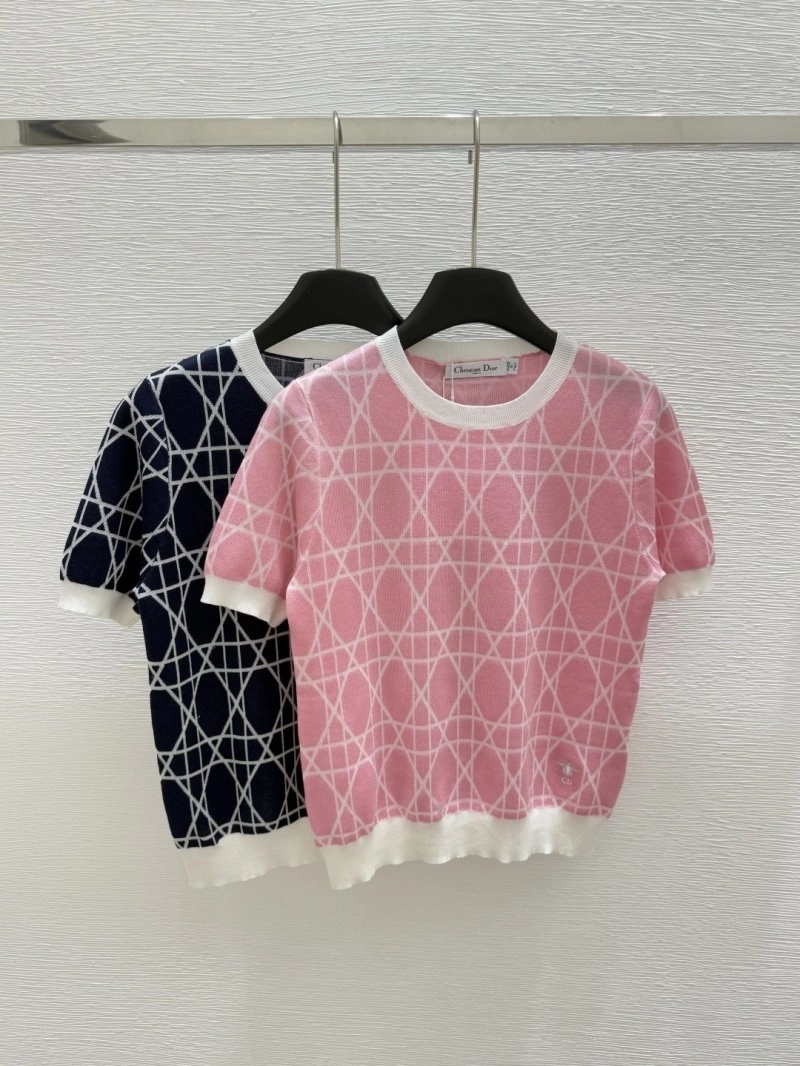 ModernLook Christian Dior T-Shirts 111752