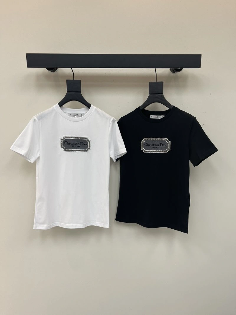 UrbanChic Christian Dior T-Shirts 111702