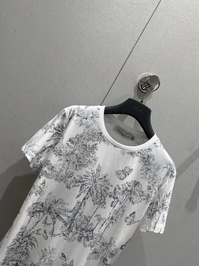 HighPerformance Christian Dior T-Shirts 111653