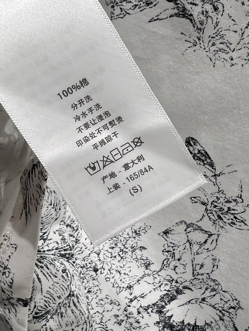 HighPerformance Christian Dior T-Shirts 111653