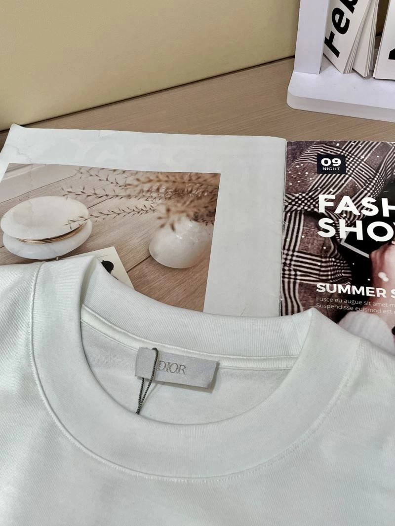 Durable Christian Dior T-Shirts 116540