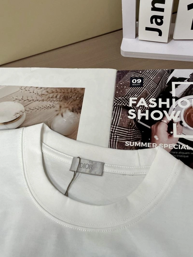 FashionForward Christian Dior T-Shirts 116520