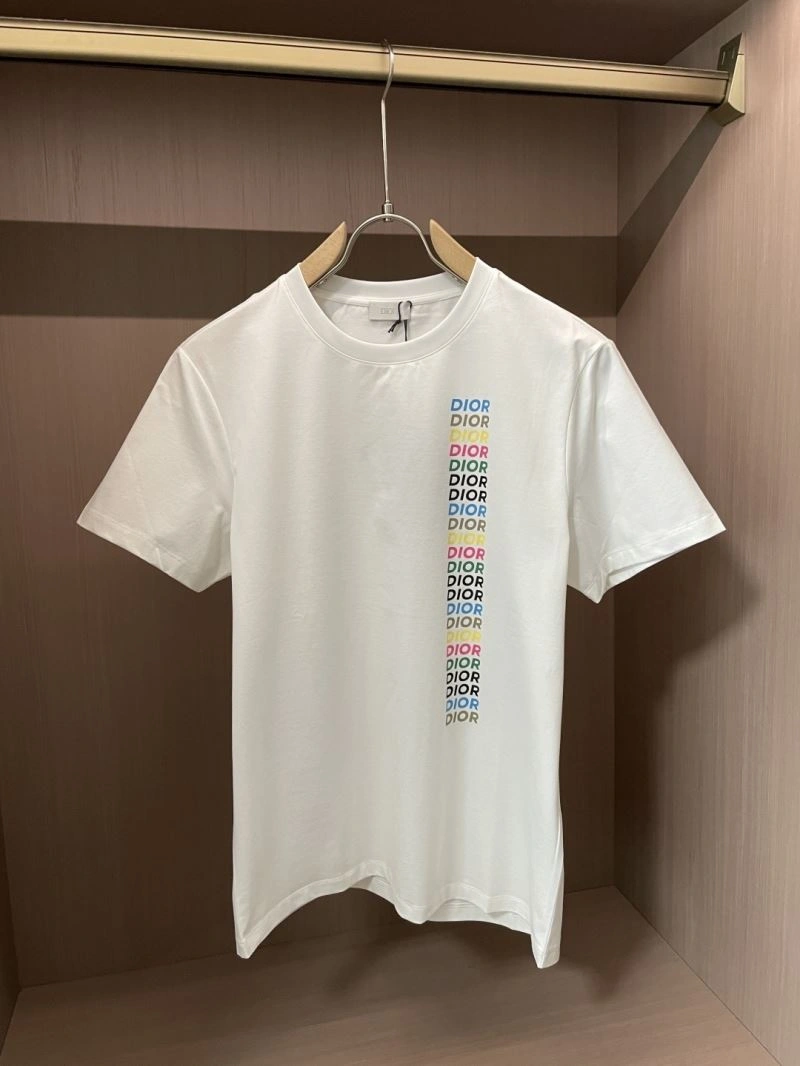 Stylish Christian Dior T-Shirts 116532