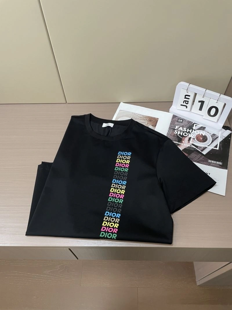 Stylish Christian Dior T-Shirts 116532