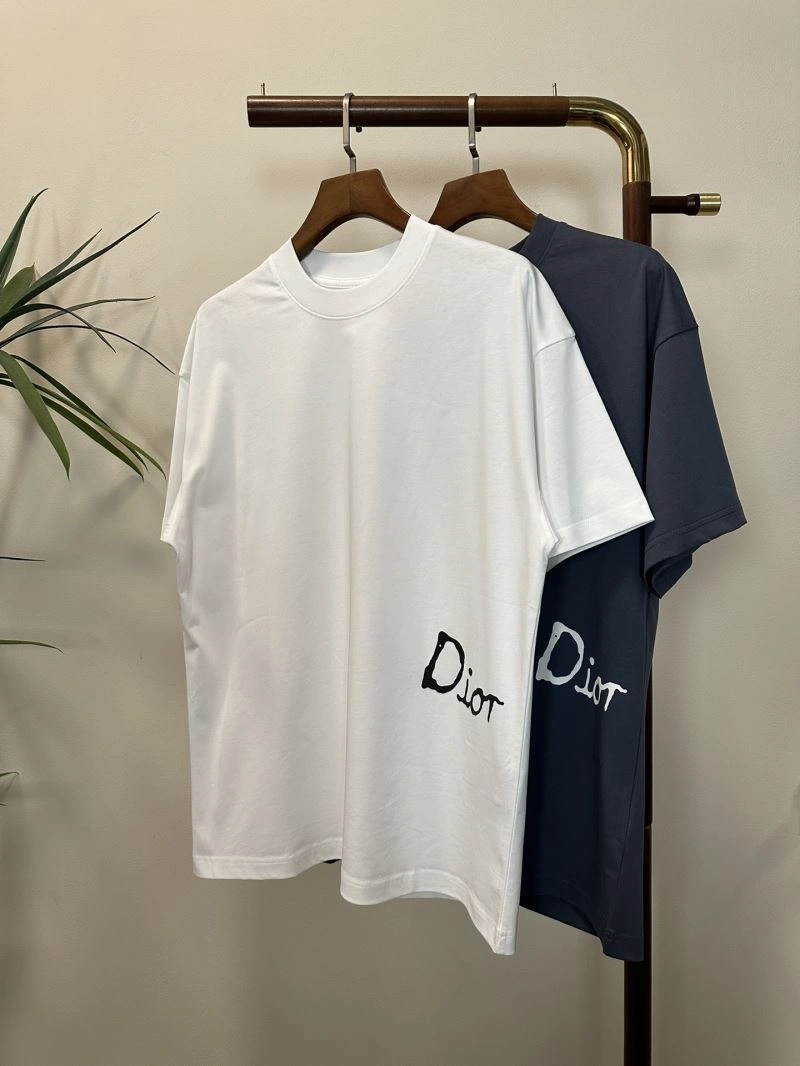 Cozy Christian Dior T-Shirts 116505