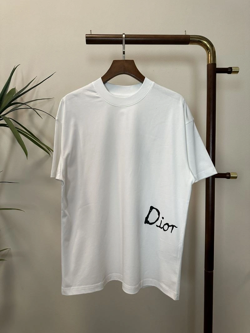 Cozy Christian Dior T-Shirts 116505
