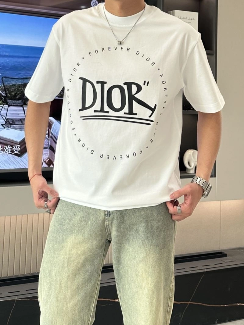 Sleek Christian Dior T-Shirts 116504