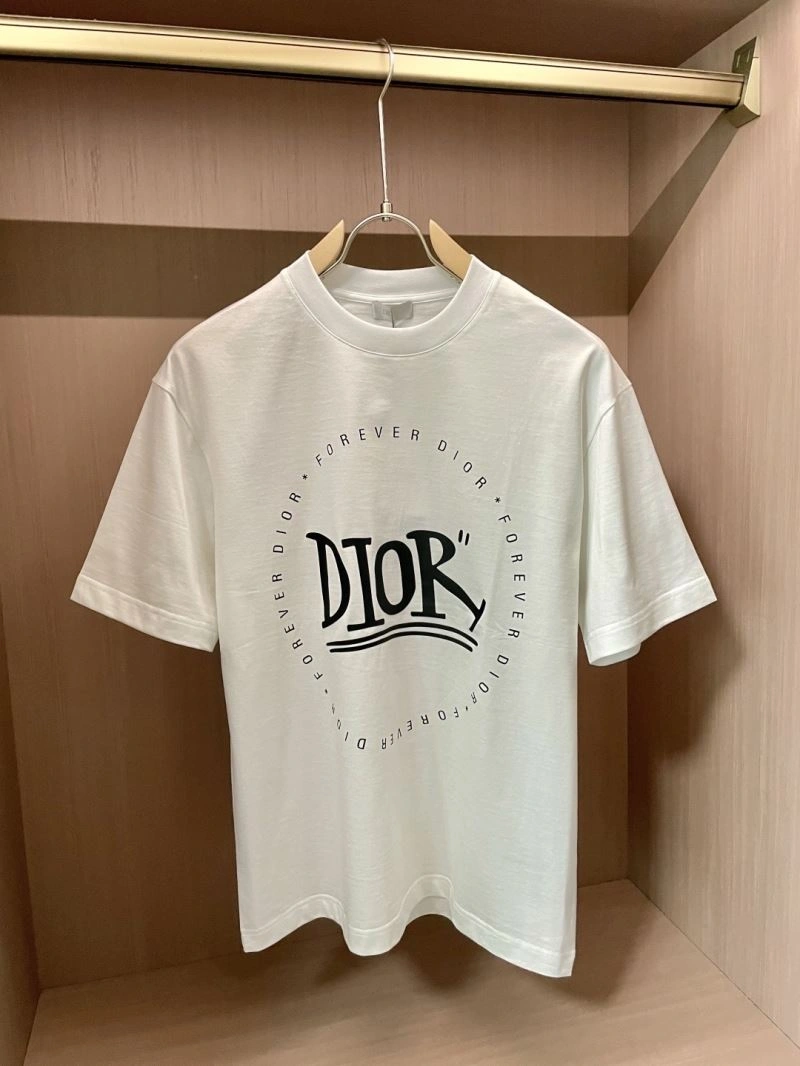 Sleek Christian Dior T-Shirts 116504