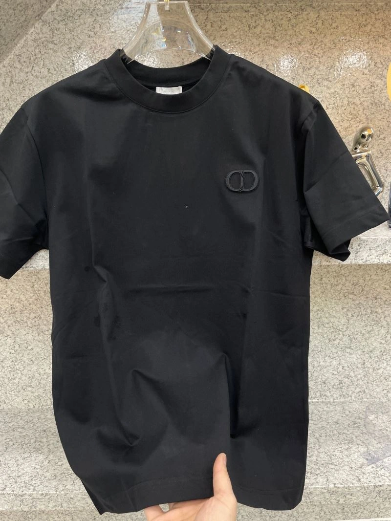 Christian Dior T-Shirts Sleek 116460