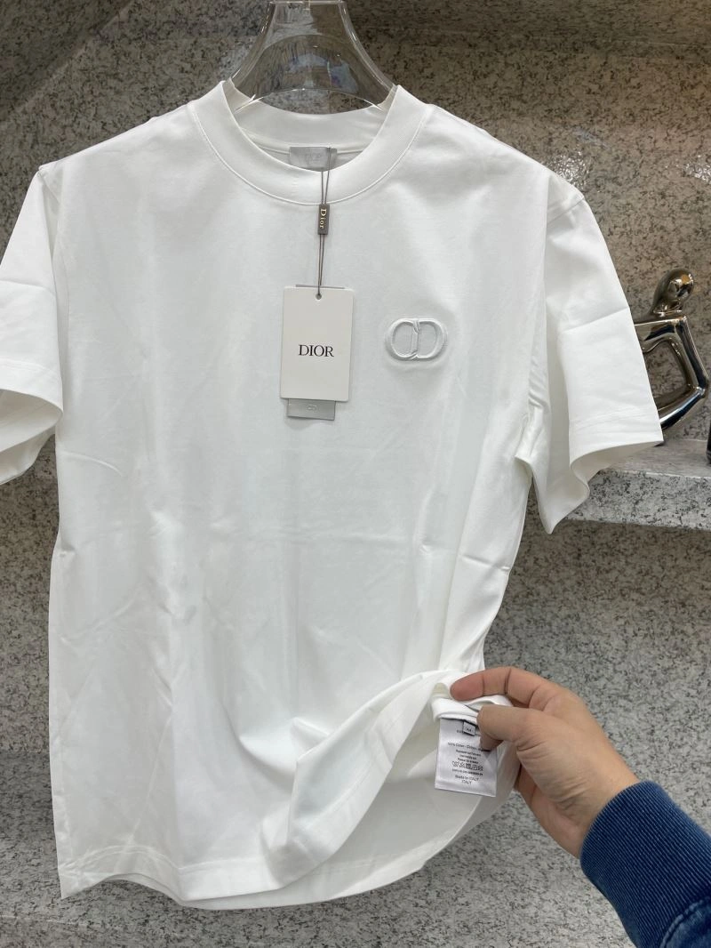 Christian Dior T-Shirts Sleek 116460