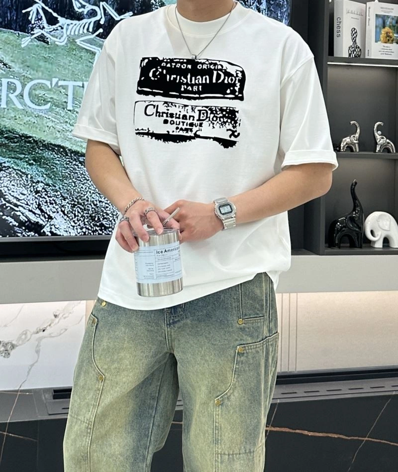 Bold Christian Dior T-Shirts 116447