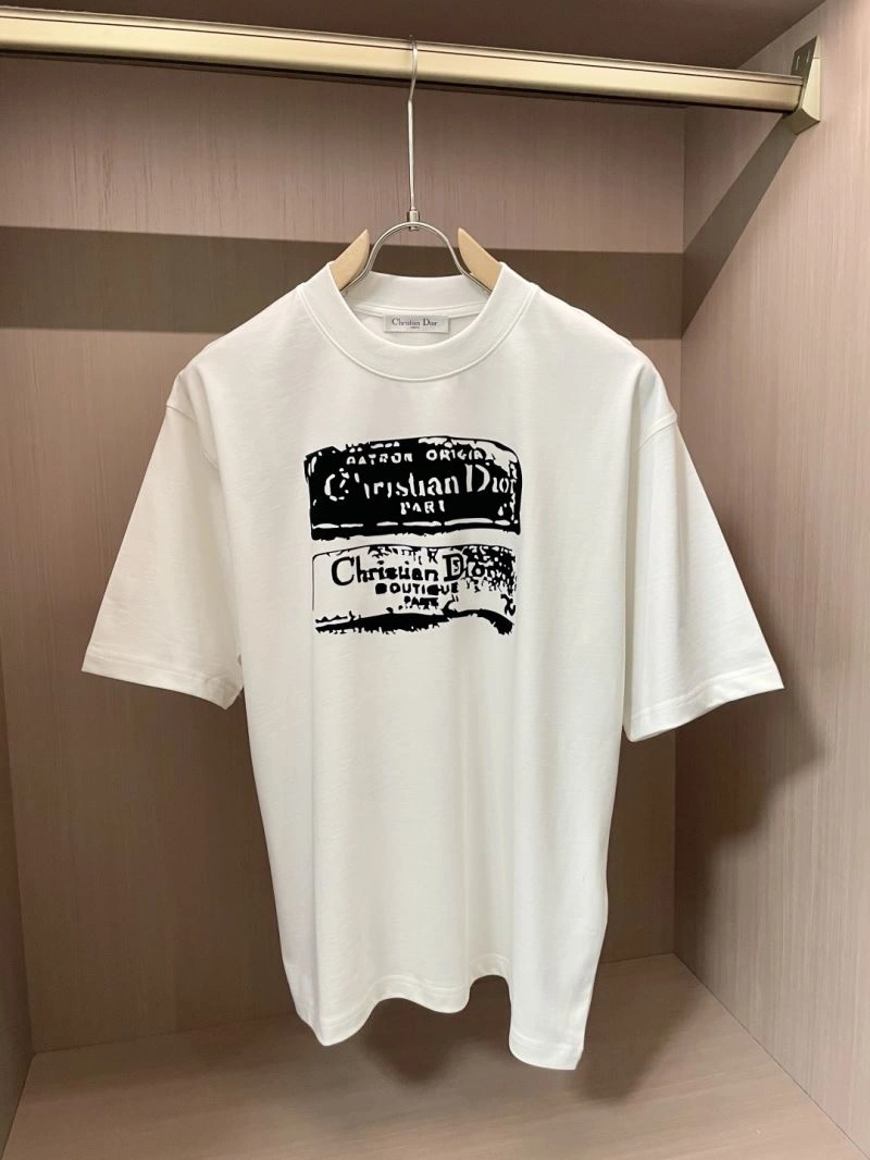 Bold Christian Dior T-Shirts 116447